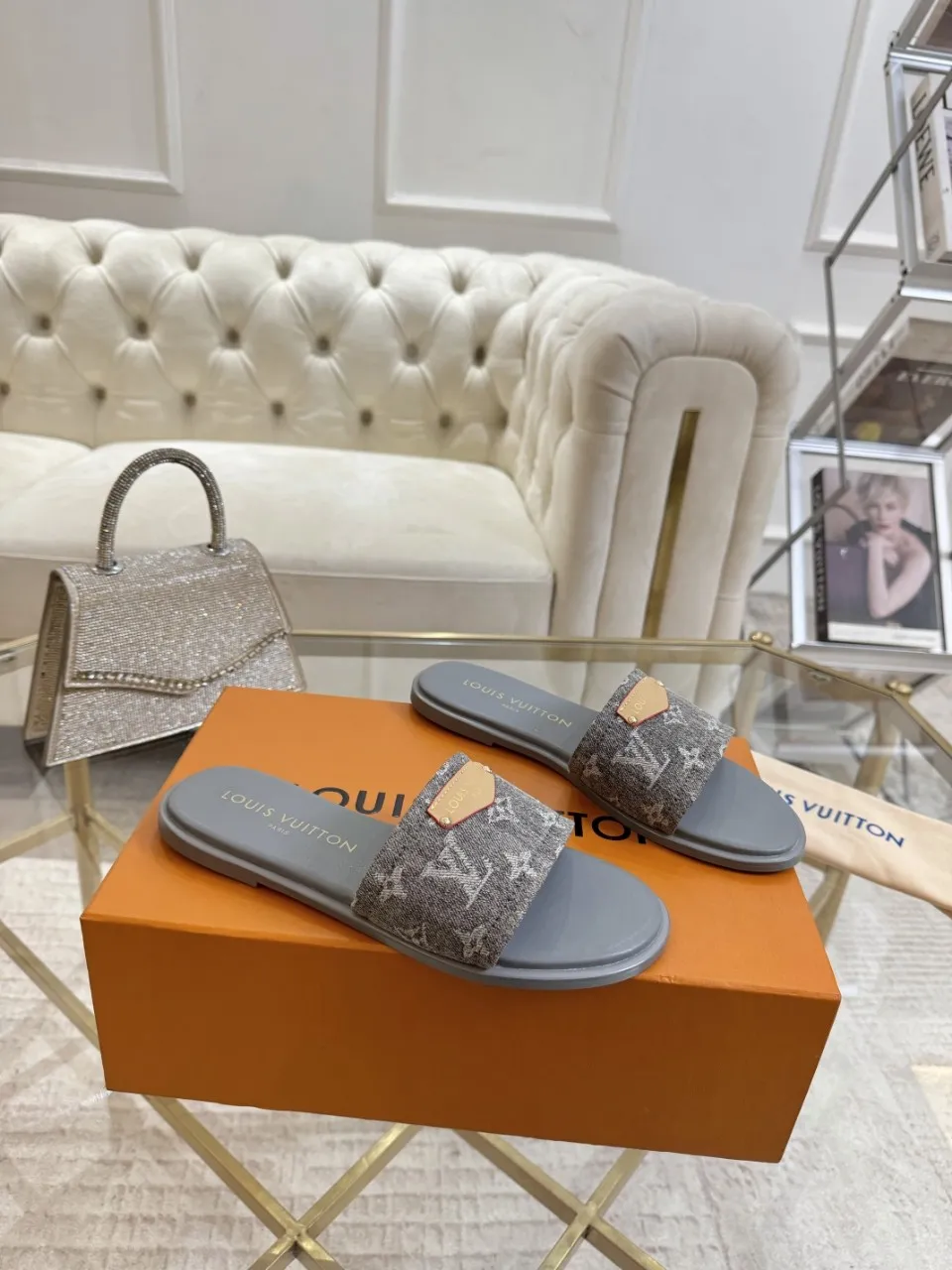 👟👟Ex-factory price 340👟👟 Genuine leather sole +40 Lv denim jacquard slippers, ex-factory price 70-43 Leather sole +40